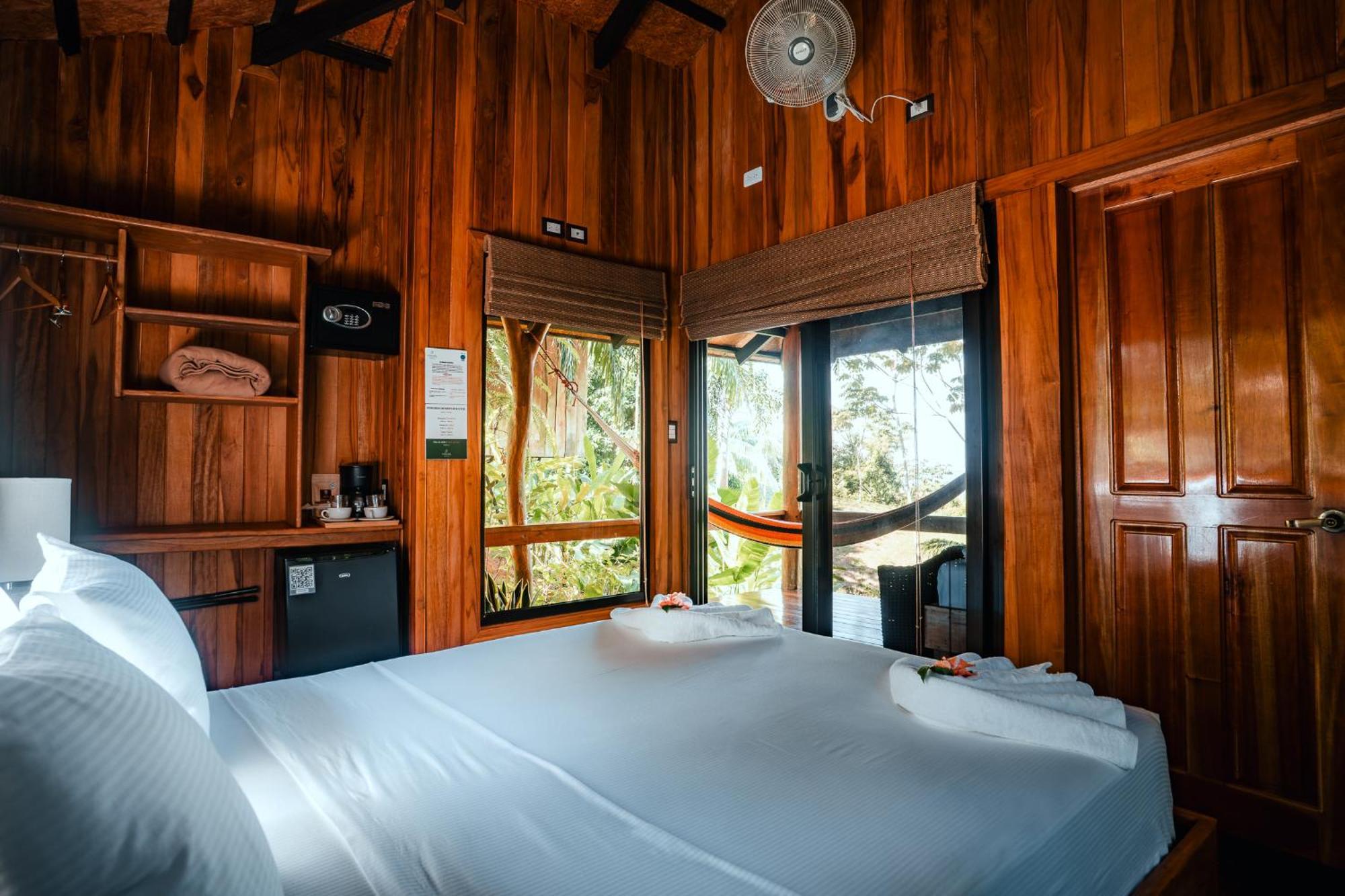 Natural Drake Bay Hotel Boutique Phòng bức ảnh